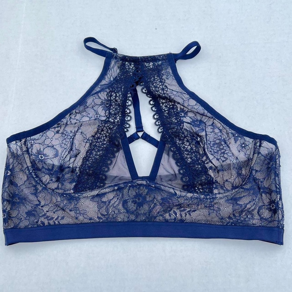 Victoria’s Secret bra